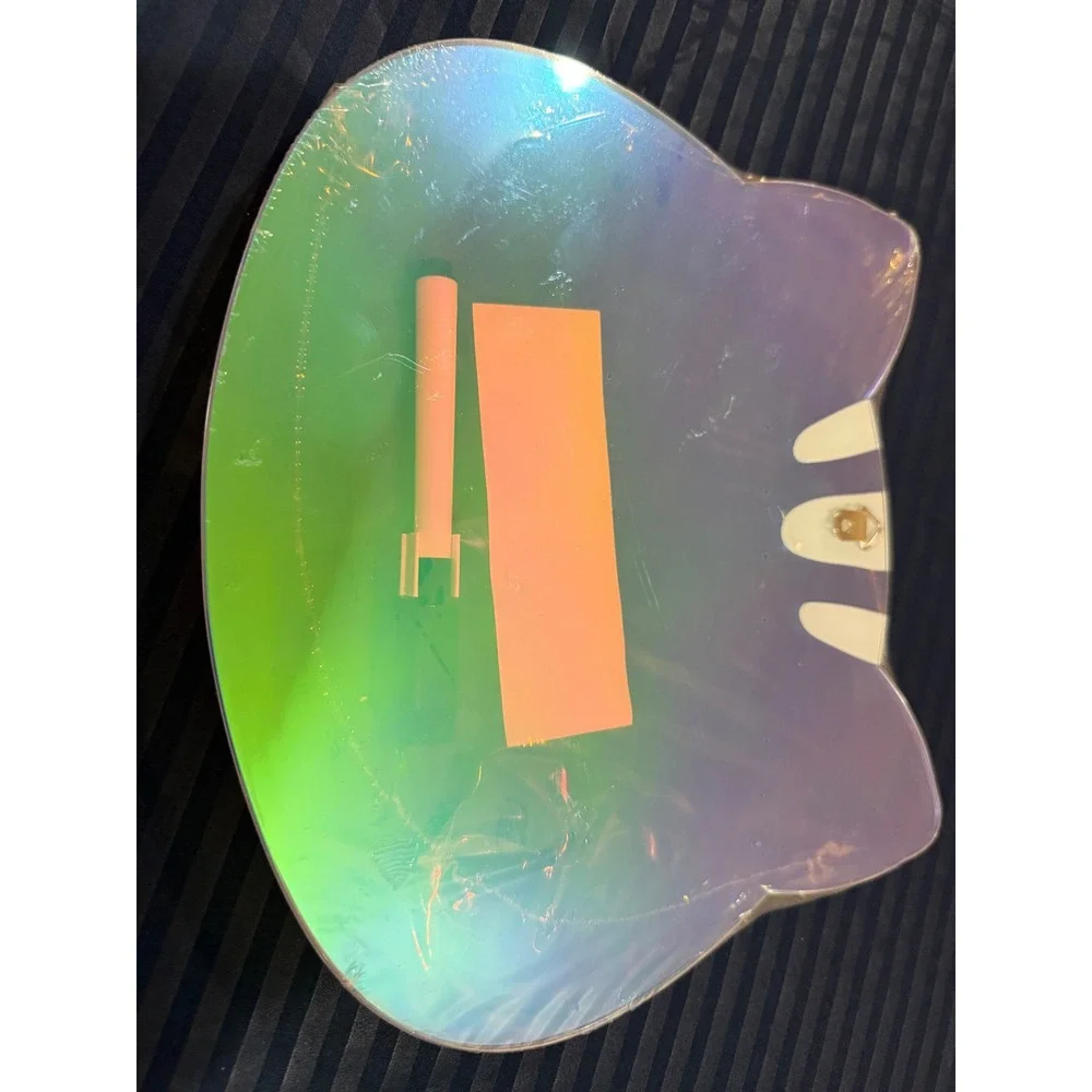 N/A iridescent cat
